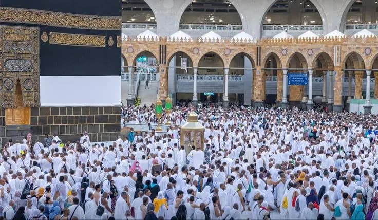 15 Days Signature Hajj (Shifting + Madinah + Makkah) Hajj package in Makkah and Madinah