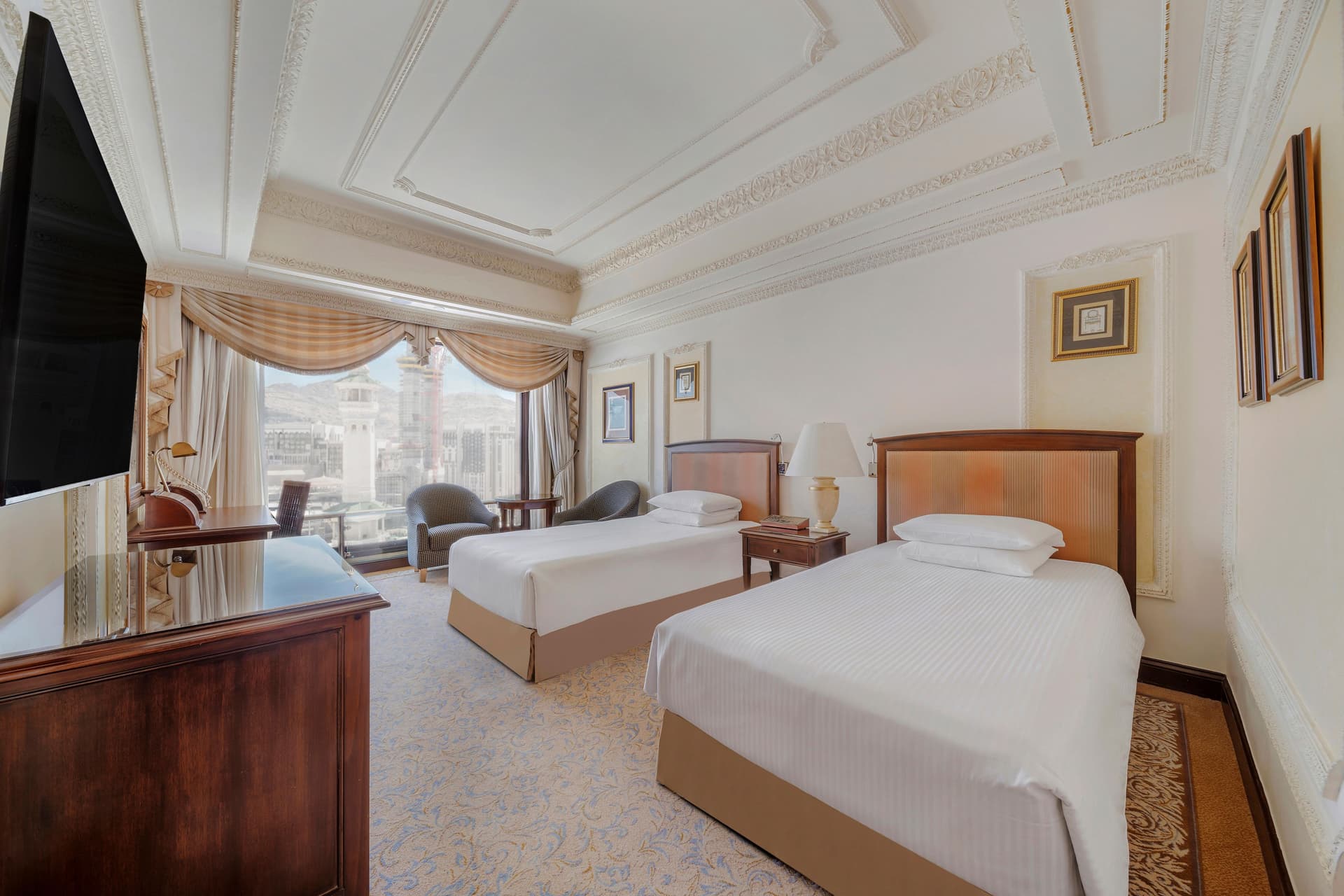 Diplomatic Suite